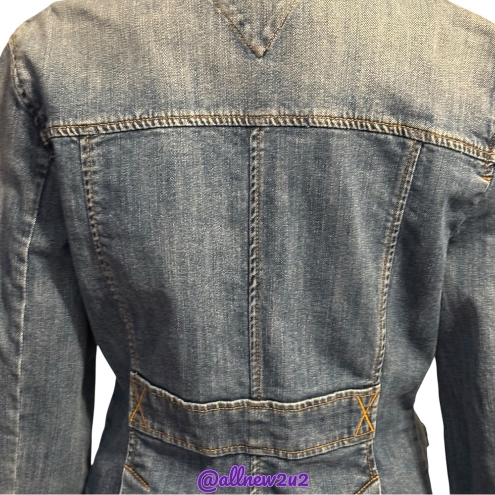 New Vintage Tommy Hilfiger Embellished Tailored Medium Wash Denim Jacket - Picture 4 of 16
